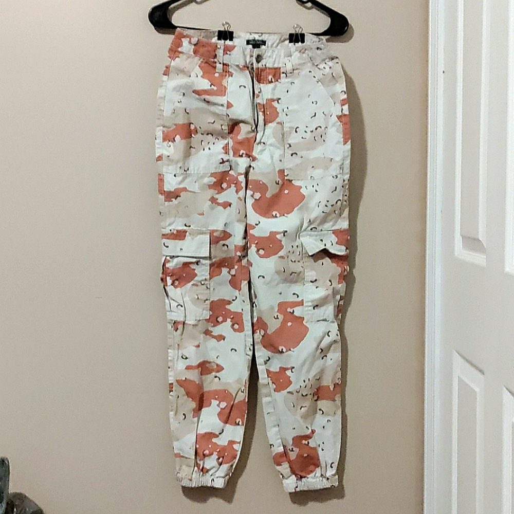 Wild Fable Desert Designed Pants